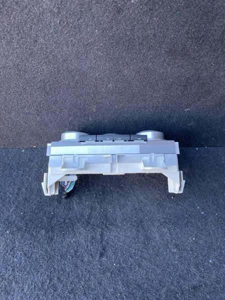 Блок управления печки/климат контролем Mazda 5 2005-2010 K1900CC30 9801 фото