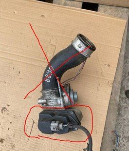Клапан EGR рециркуляції газів Audi A3 8P VW Golf V Seat Volkswagen Passat B6 03G131501 8890A фото