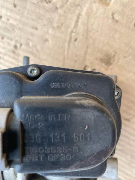 Клапан EGR рециркуляції газів Audi A3 8P VW Golf V Seat Volkswagen Passat B6 03G131501 8890A фото