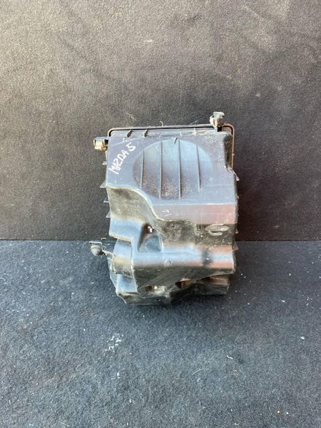 Корпус воздушного фильтра двигателя Mazda 5 2005-2010 2.0 дизель (без датчика) - LF5013320D 9762 фото