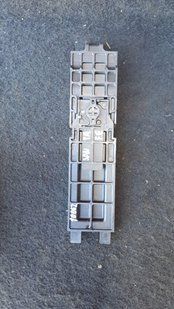 Крышка защита салонного фильтра Hyundai Santa Fe 2001-2006 762338000 10062 фото