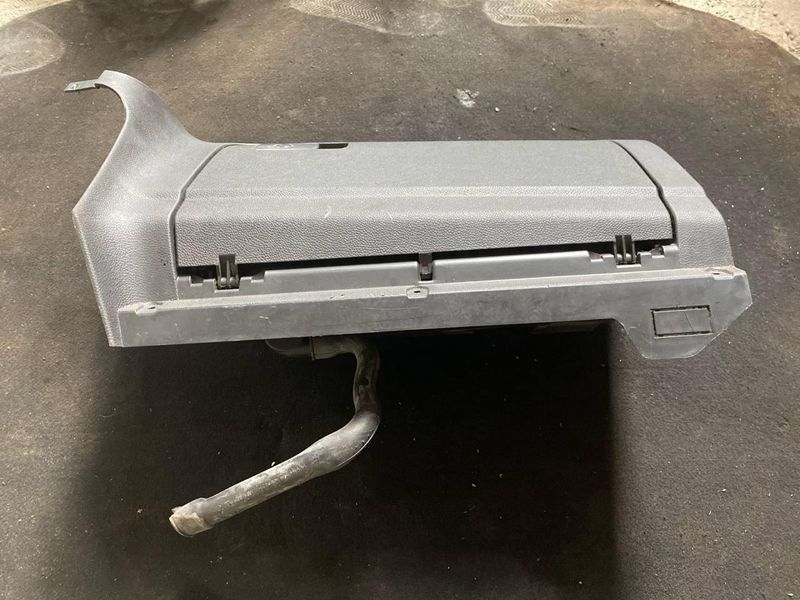 Бардачок VW Golf V 5 1K0857290 7478 фото