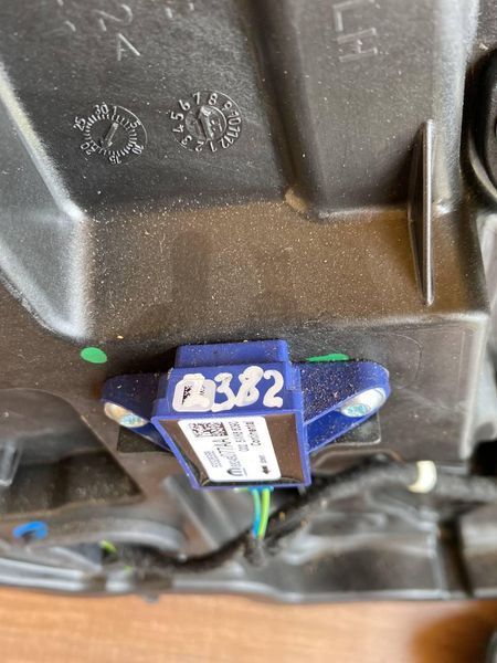 Датчик подушки безопасности дверь лев jeep compass 17- 68245077AA 2382 фото