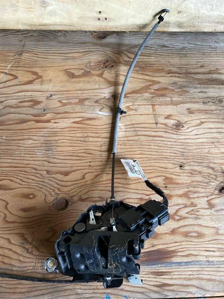 Замок дверей передній лівий Ford Mondeo 3 MK4 S-Max Galaxy 2006-2010 6M2A-R21813-EC 12200 фото