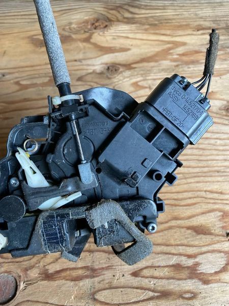 Замок двери задний левый Ford Mondeo 4 S-Max Galaxy 2006-2010 6M2A-R26413-BC 12201 фото