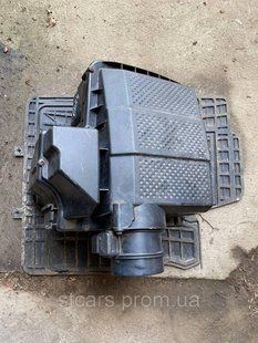 Корпус повітряного фільтра ( без датчика) Land Rover Discovery 3 III 2.7 TD 4X4 4619685911 6884 фото
