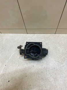 Дросельна заслонка Mazda 2002-2007 1.8 2.0 2.3 бензин LF1713640A 11100 фото
