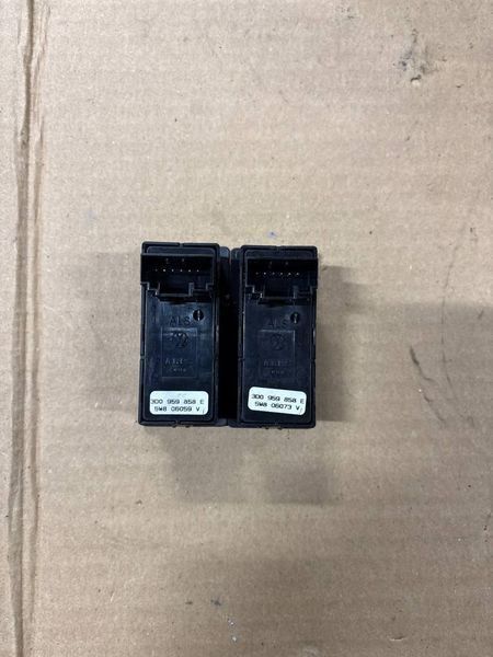 Кнопка управления стеклоподъемника VW Phaeton 3D0959858E 12612 фото