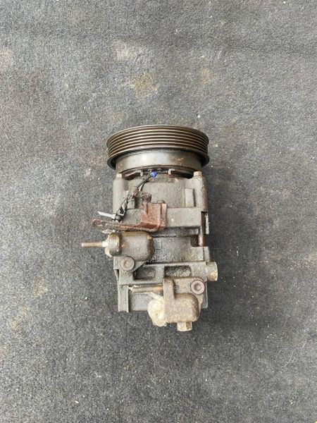 Компрессор кондиционера Hyundai Santa Fe 1 2001-2006 2.4 2.7 бензин 9770126200 9142 фото