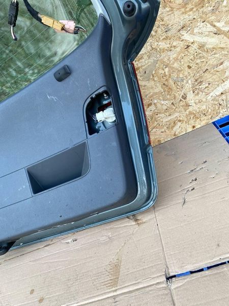Крышка багажника кляпа ляда VW Golf 5 цвет LA6Q хэтчбек голая 1K6827025H 11728 фото