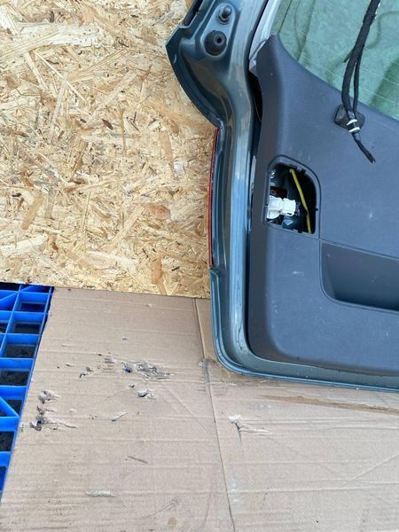 Крышка багажника кляпа ляда VW Golf 5 цвет LA6Q хэтчбек голая 1K6827025H 11728 фото