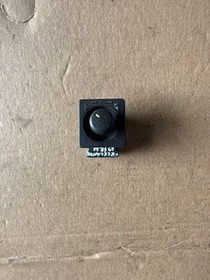 Кнопка регулировки зеркал Land Rover Freelander 1 1998-2006 YUH100270 12164 фото