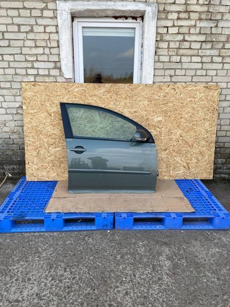 Дверь передняя правая VW Golf 5 цвет LA6Q хэтчбек 2003-2009 голые описание 1K4831302AB 11729 фото