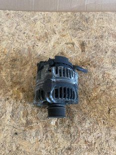Генератор VW Golf 4, Audi A3 8L, Octavia 1.4 1.6 бенз 90A 028903028D 10511 фото