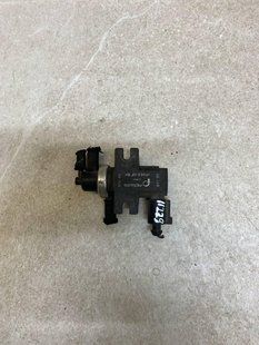 Клапан керування турбіною Audi A3 8L 1J0906627 11229 фото