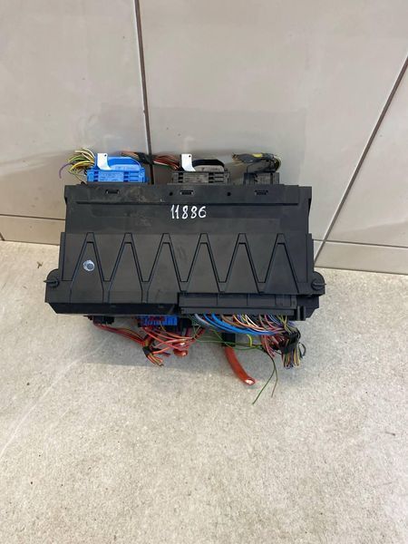Блок запобіжників BMW F01 F02 F06 F07 F10 F11 F12 F13 3.0 дизель 9267470 9252815 11886 фото